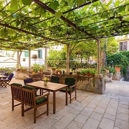 Guest house Green Garden