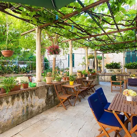 Green Garden